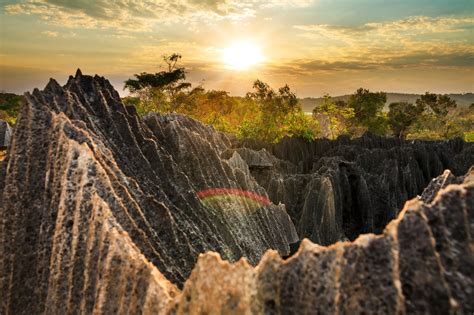 Der Shimenshan-Nationalpark: Ein uraltes Wunder der Natur mit mystischen Steinformationen!